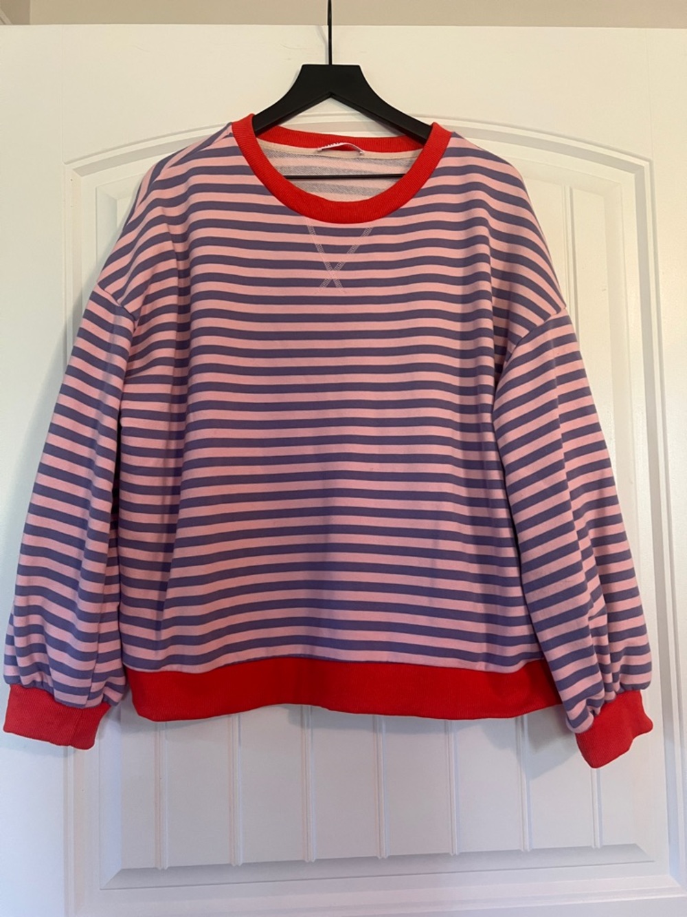 UEU stripped Sweatshirt Large